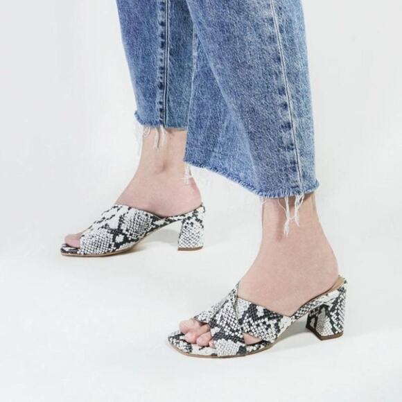 KAANAS Tallinn Snake Heel Sandals Bovine leather Mules - Picture 3 of 9